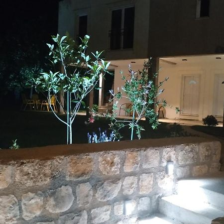 Apartments Grgurevic コトル エクステリア 写真