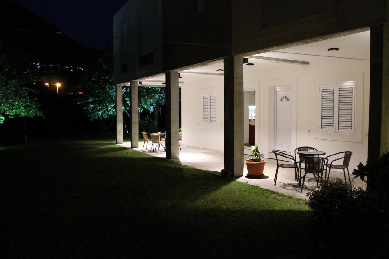 Apartments Grgurevic コトル エクステリア 写真