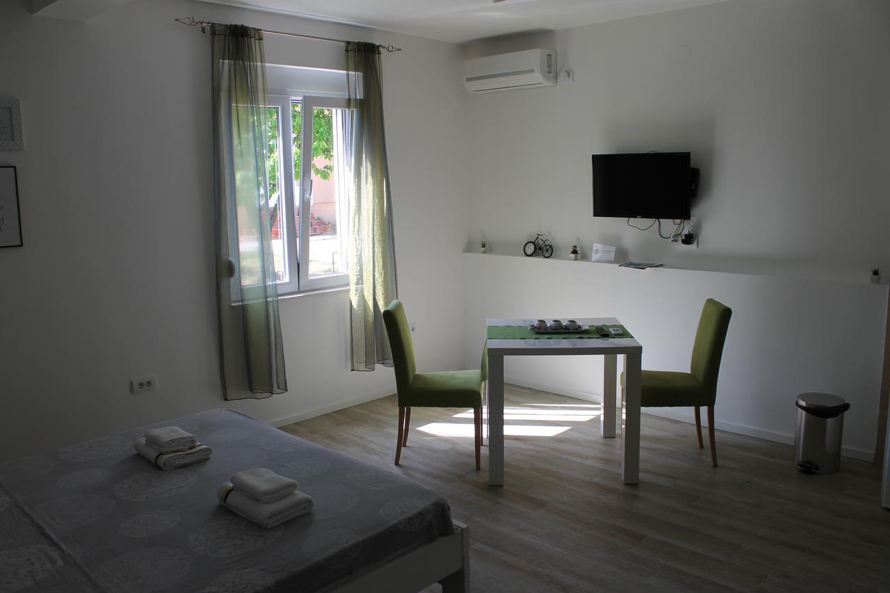 Apartments Grgurevic コトル エクステリア 写真